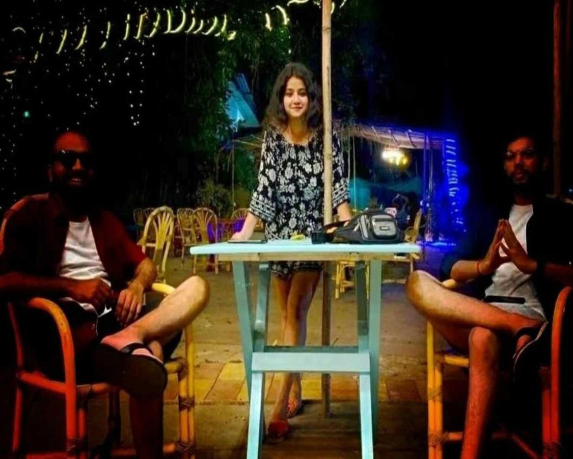 Piggy Calangute By Urban Nomads - Dorms & Pvt Rooms Exterior photo