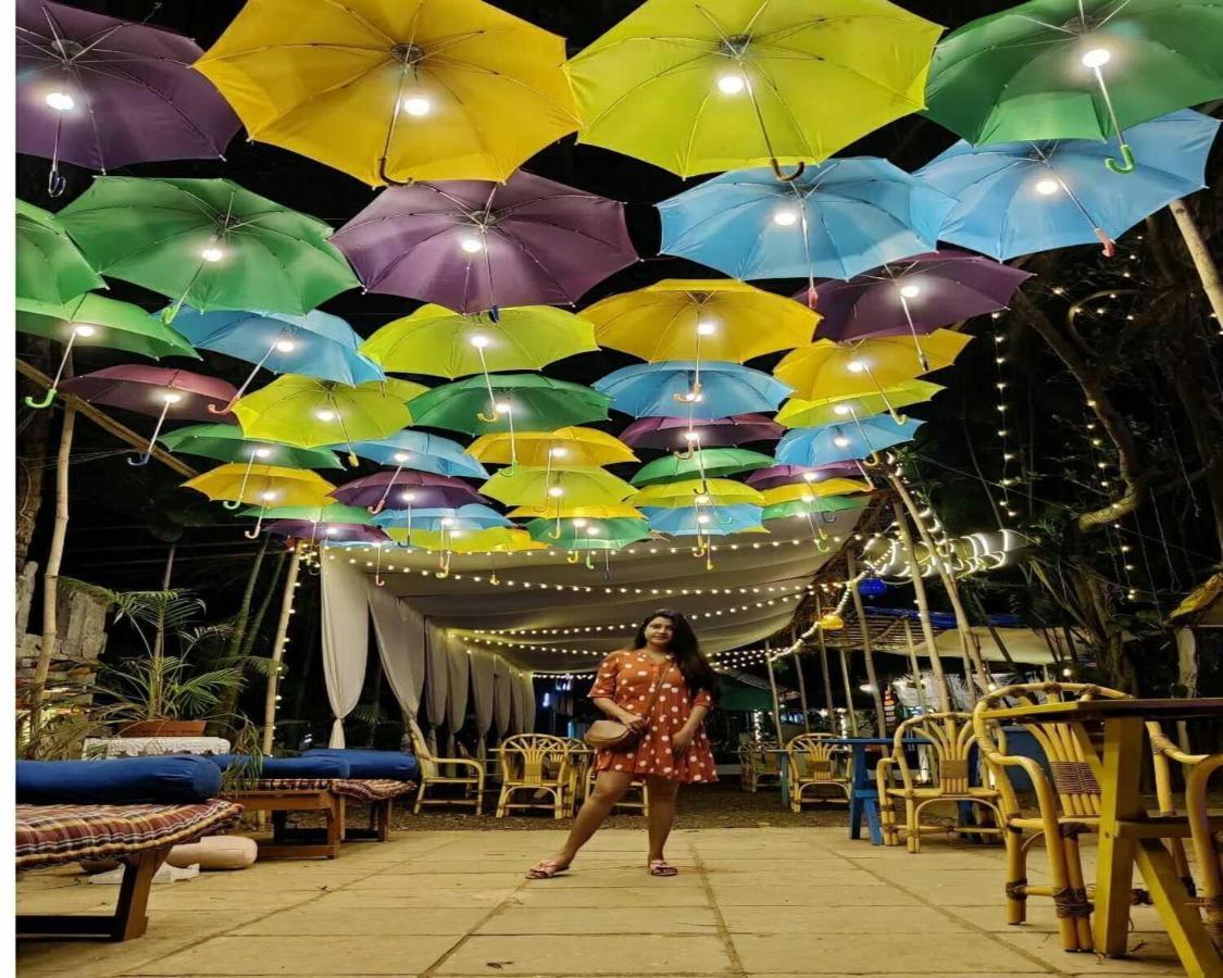 Piggy Calangute By Urban Nomads - Dorms & Pvt Rooms Exterior photo