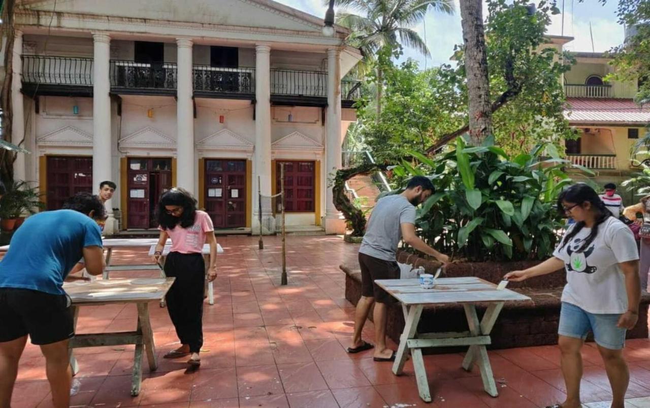 Piggy Calangute By Urban Nomads - Dorms & Pvt Rooms Exterior photo
