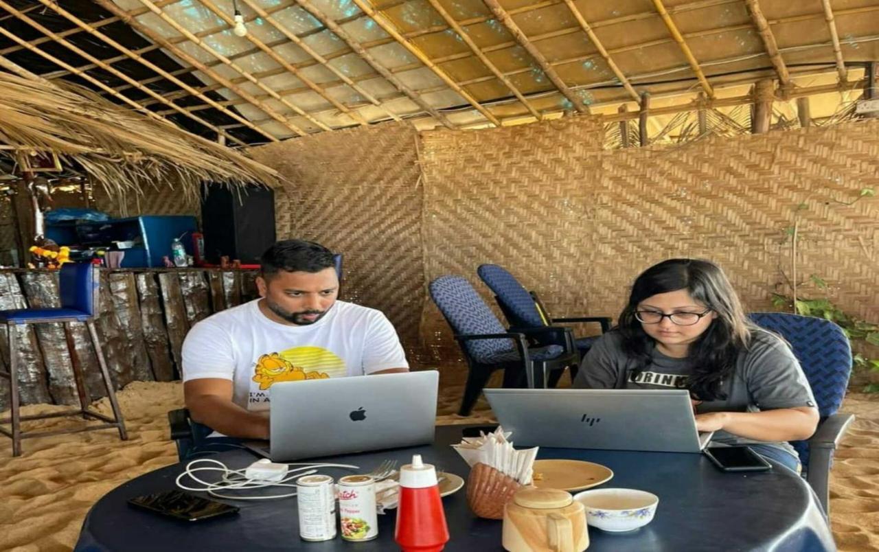 Piggy Calangute By Urban Nomads - Dorms & Pvt Rooms Exterior photo